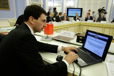 Министр связи и массовых коммуникаций Игорь Щёголев на заседании Комиссии по модернизации и технологическому развитию экономики России.
