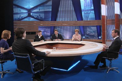 Интервью журналистам российских телевизионных каналов «Первый», «Россия», НТВ, «Дождь» и РЕН ТВ.