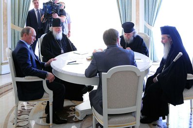 Встреча с Патриархом Московским и всея Руси Кириллом и Патриархом Иерусалимским Феофилом III - фото 1
