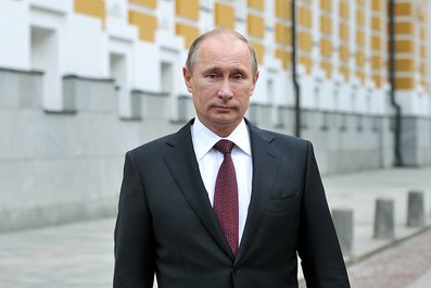 Владимир Путин: Обращение к выпускникам российских школ - фото 1