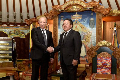 С Президентом Монголии Цахиагийн Элбэгдоржем.